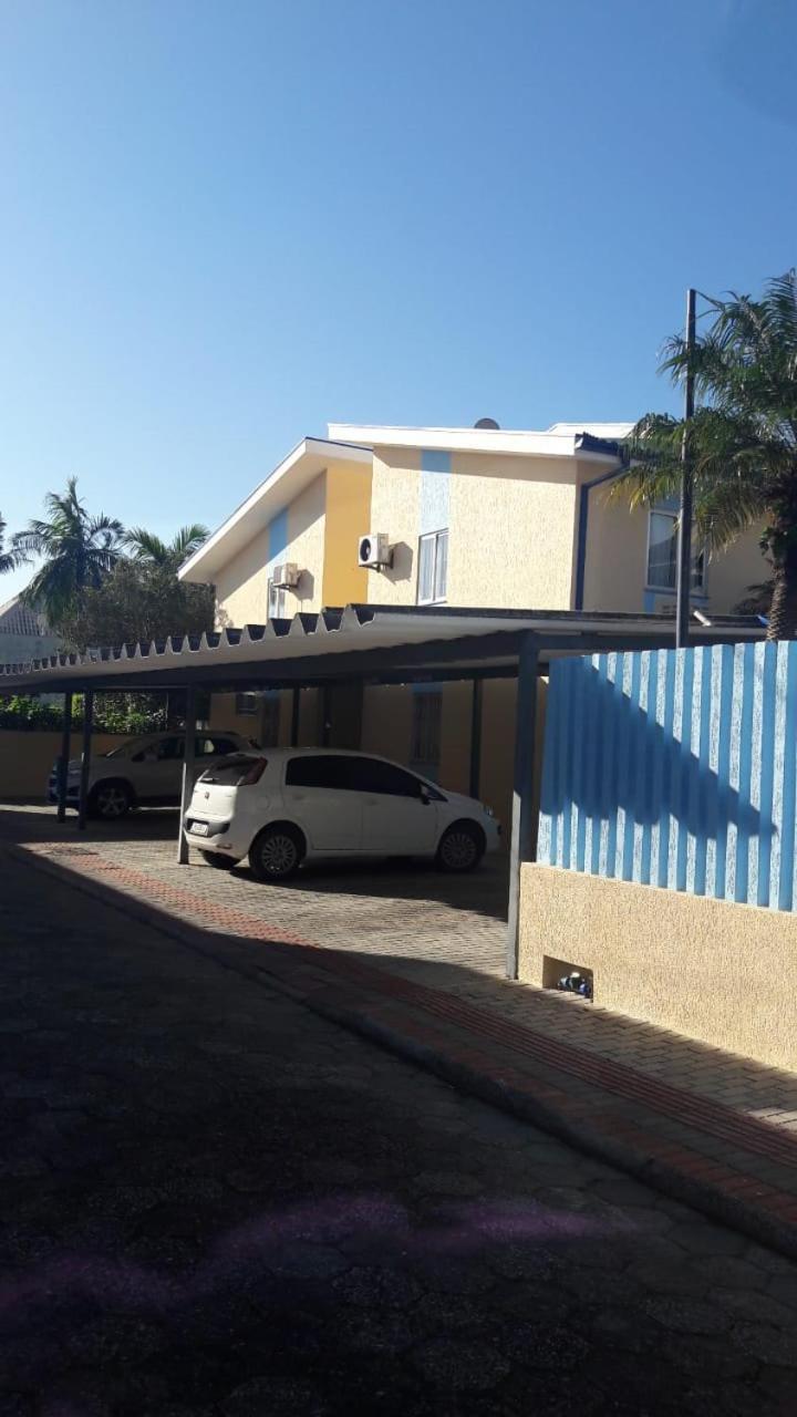 Ap Com Piscina Em Porto Belo Exterior foto